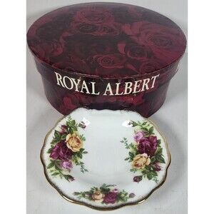 Royal Albert Old Country Roses Shell Tray 4.75x4.25" NIB Trinket Dish